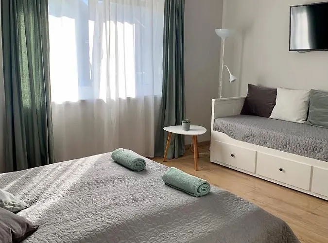 度假居 Otthon A Balatonon Vendeghaz 凯斯特海伊